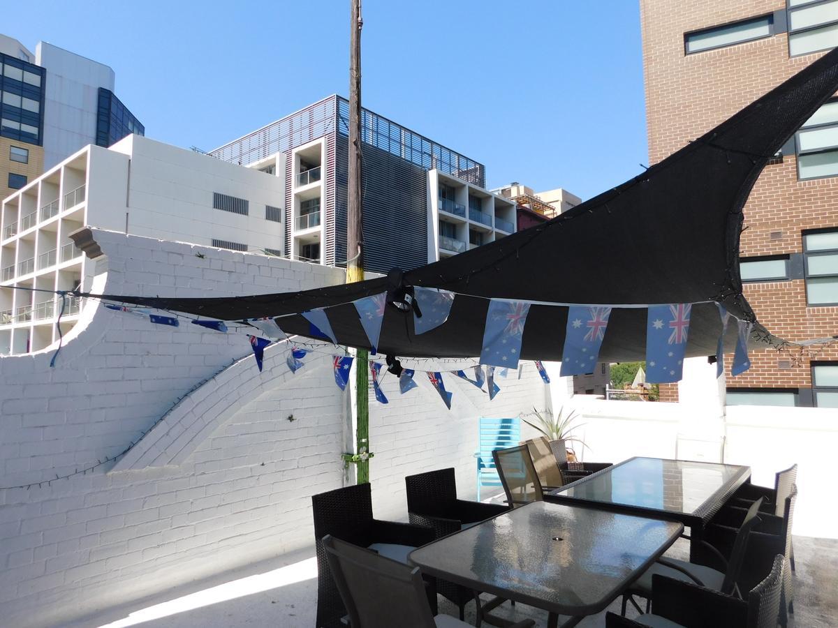 Casa Central Backpackers Hostel Сидней Экстерьер фото
